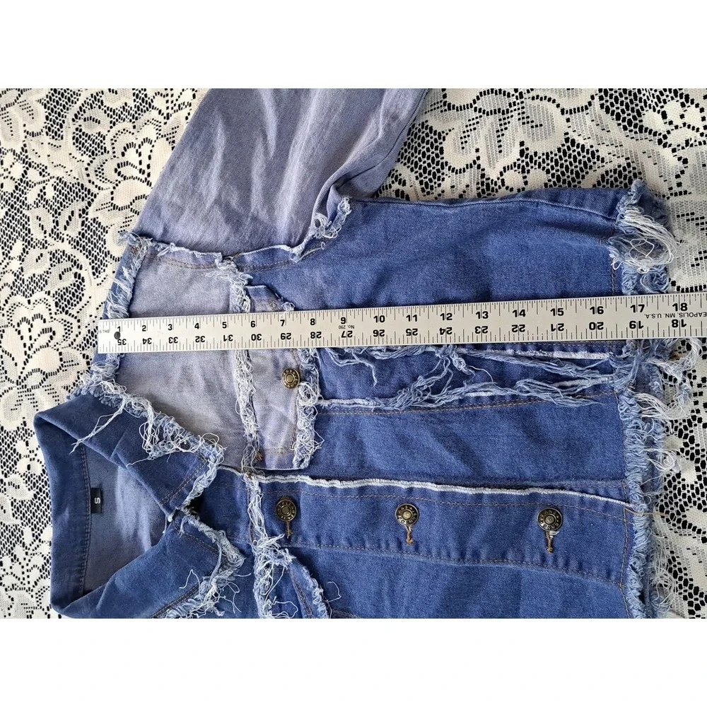 Unbranded Distressed Patchwork Denim‎ Jacket Blue Two Tone Raw Hem Small